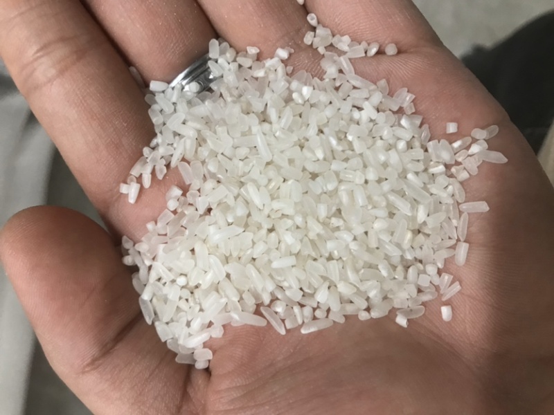 做米线，做粉，碎米，做米线碎米，做粉大量有货