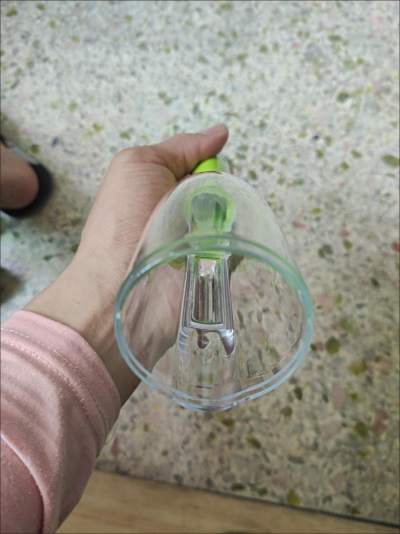新款多功能刨刀削皮器储存式收纳水果刀削皮刀削皮神器去皮刀