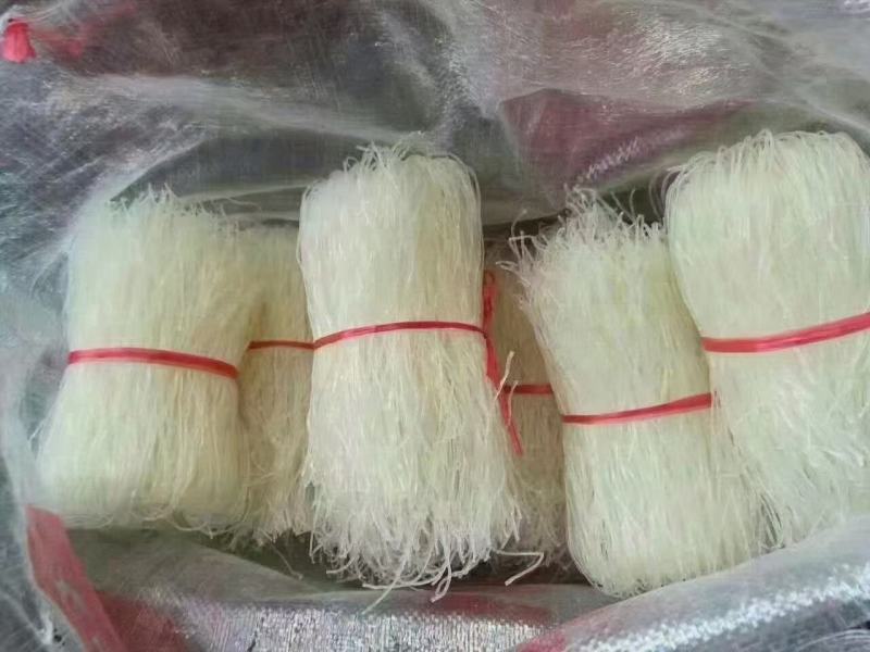 豌豆粉丝，一件40把，20斤一袋地摊跑量产品
