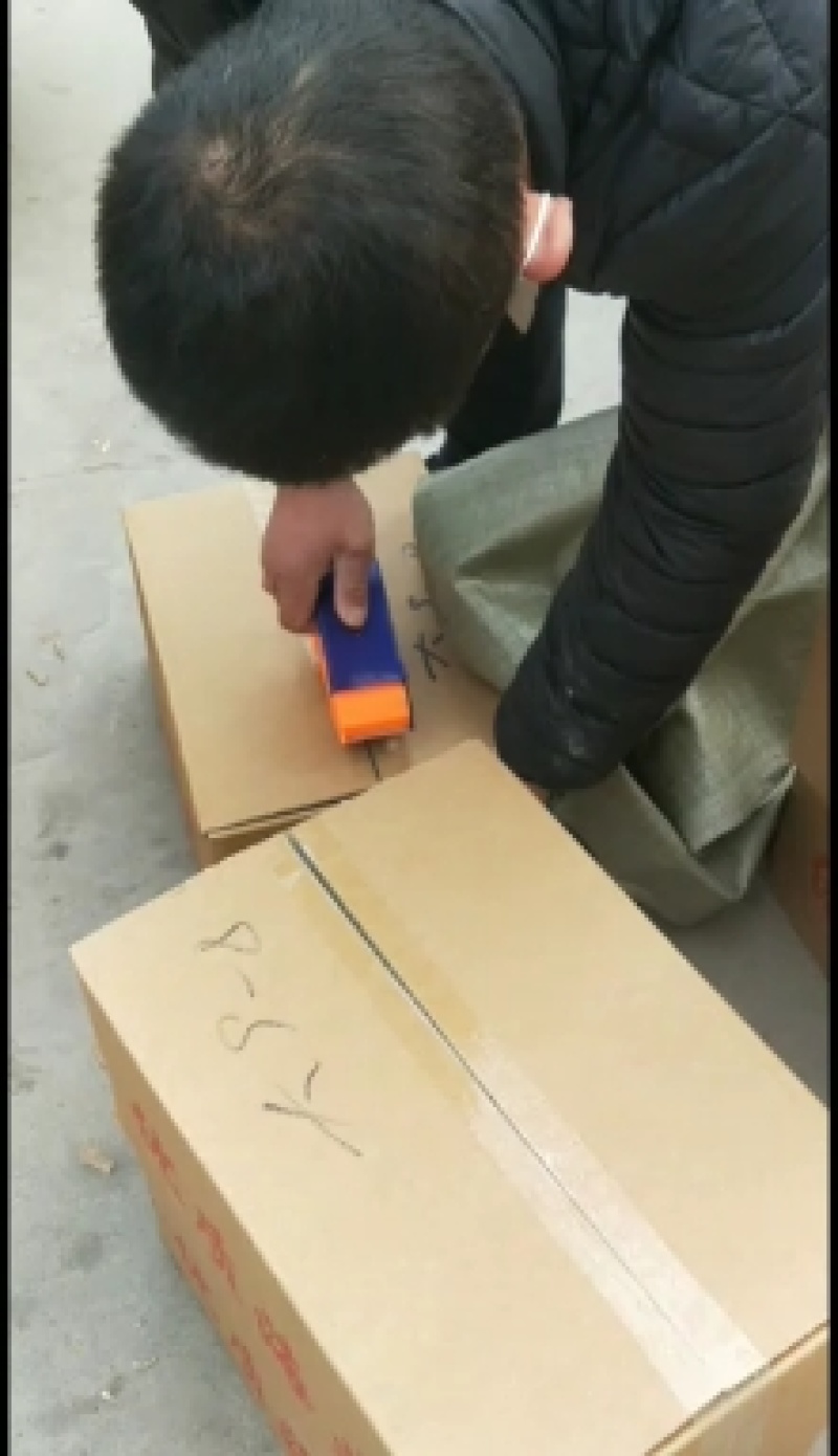 淡干虾皮不咸1箱9.5斤左右一手货源不包邮支持一件代发