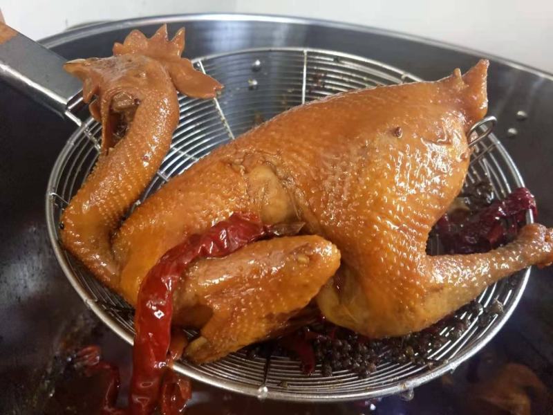 手撕麻椒鸡，工厂源头货源，土鸡制作，口感相当好，2斤/只