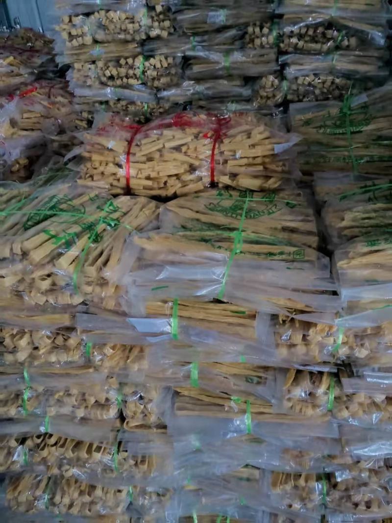 腐竹厂家直销条段各种规格，日生产5吨货，寻找各地经销商！