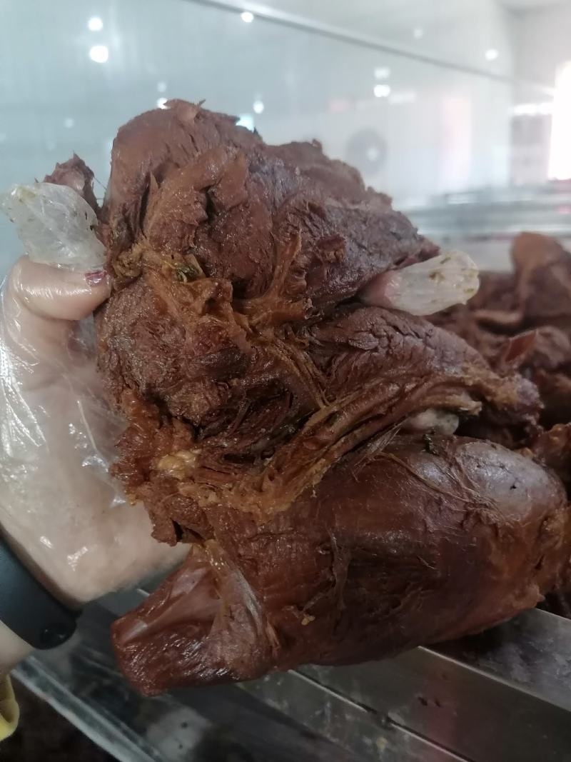 酱牛腱子牛腱子大量批发厂家直销手续齐全