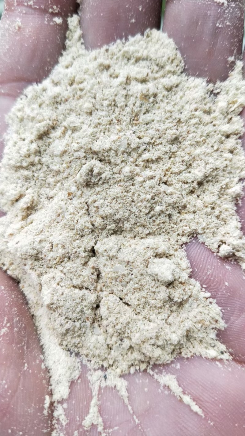 米糠油糠现货现加工。现货两个挂车，需要的抓紧联系我。