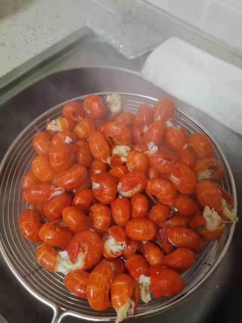 特级龙虾尾净重九斤口感Q弹活龙虾做的虾尾