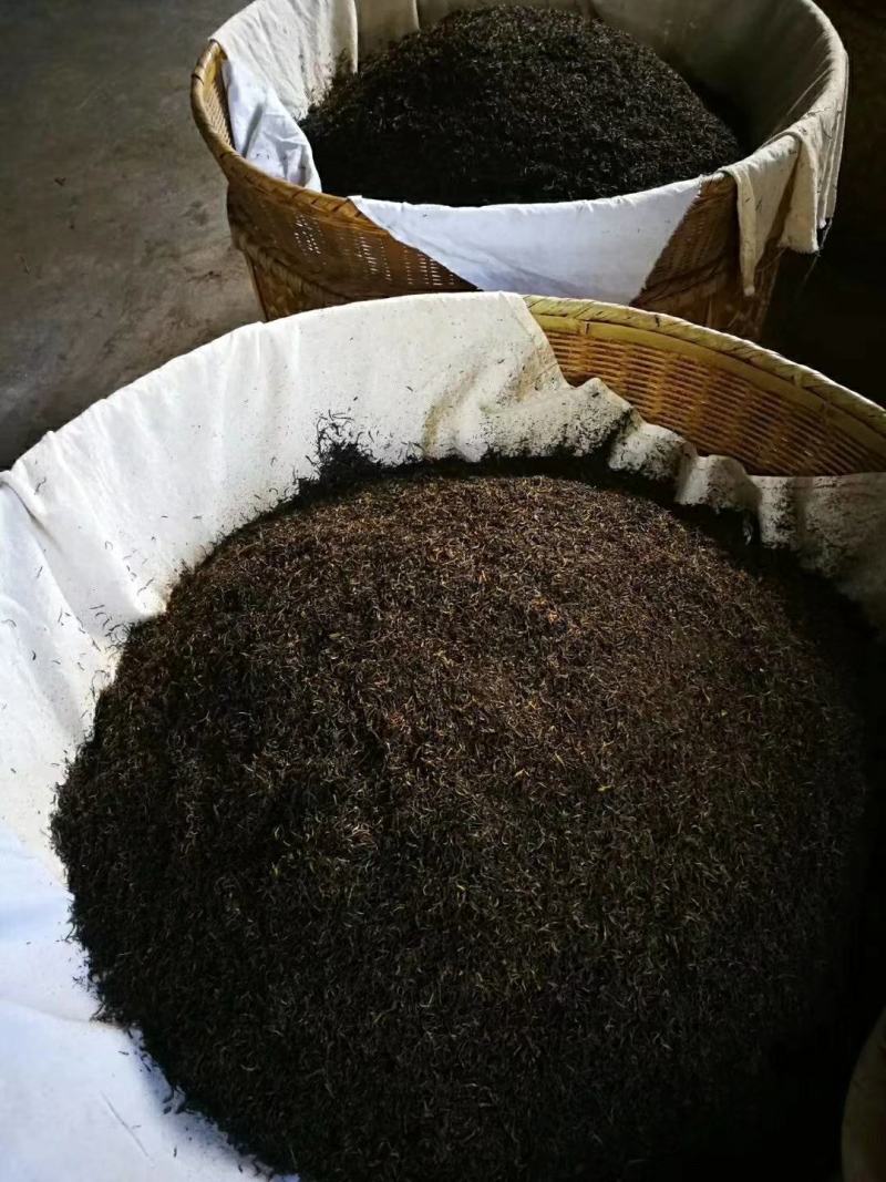 黄山毛峰，祁门红茶