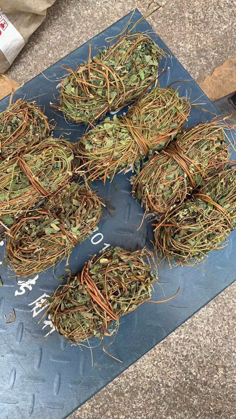 鸡骨草产地一手货源，新货足干够老水