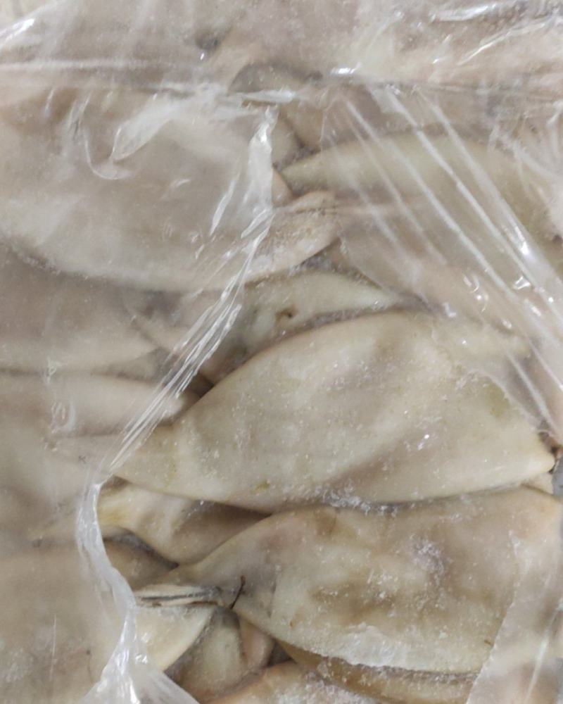 秘鲁鱿鱼去皮胴体，10公斤一件，鲜度好，编织袋，纸箱包装