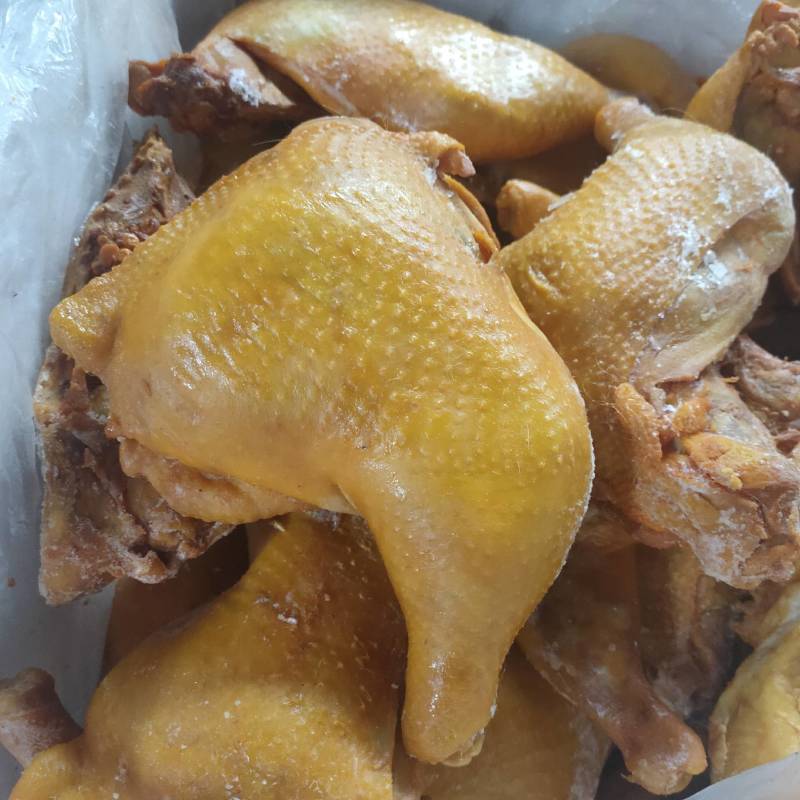 盐焗鸡腿地摊卤菜店现捞厂家直销价格美丽量大从优