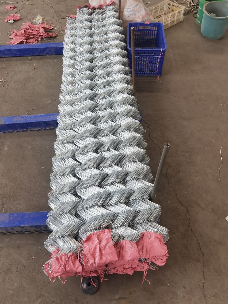勾花网，pvc钩花网球场围栏可加工可定做