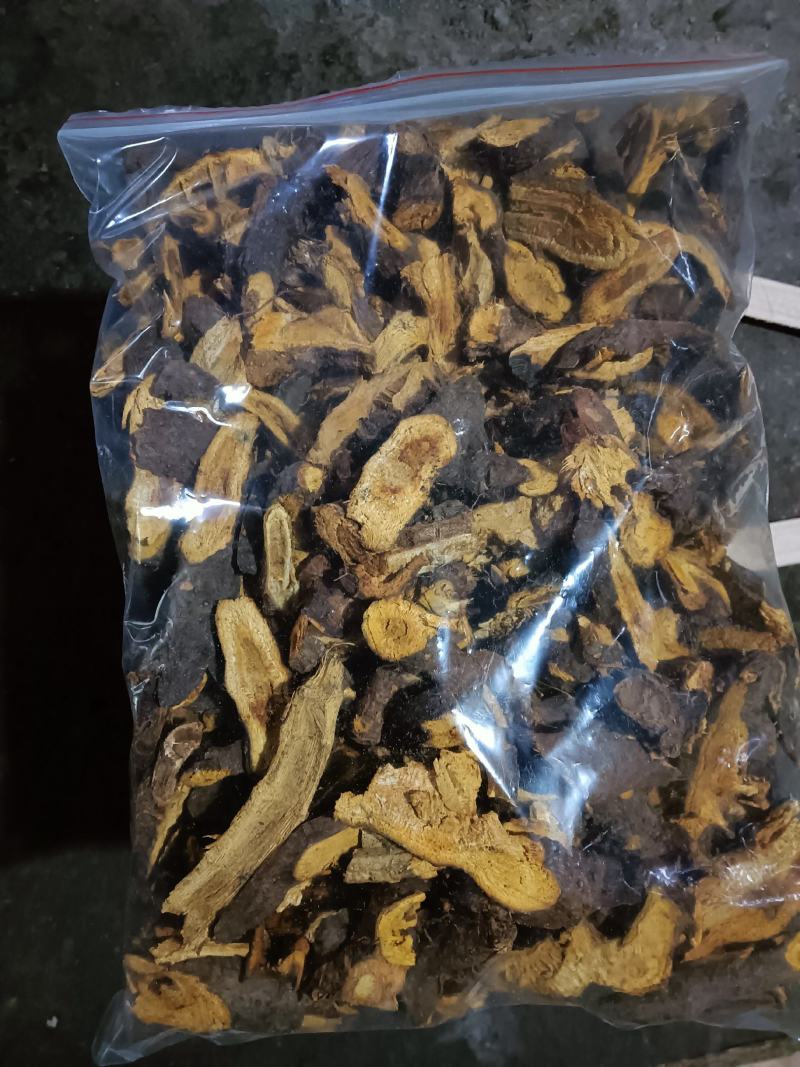 虎杖，纯野生多年虎杖根，药效更好，鲜，干货均有。