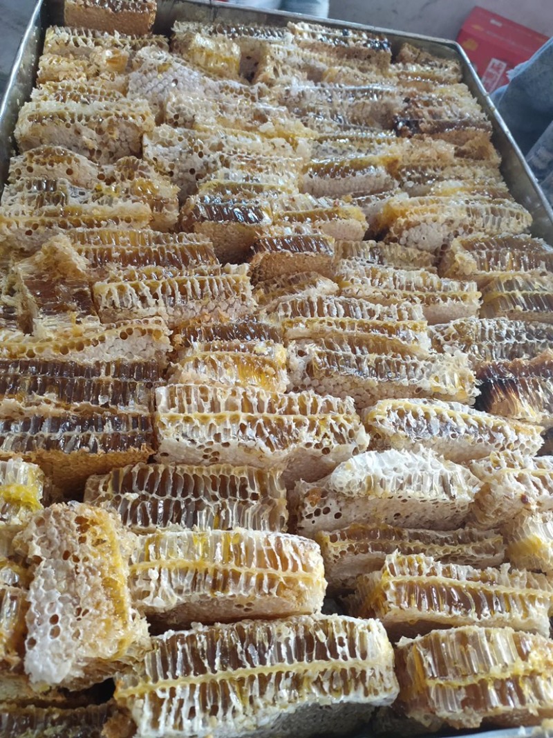 蜂蜜巢蜂巢蜜散装铁框蜂蜜农家蜂蜜江湖跑量