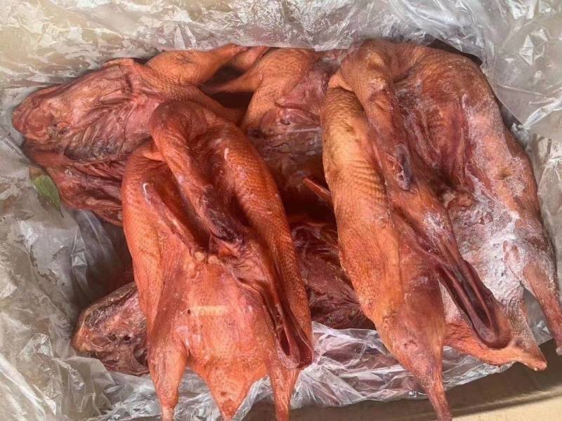 卤板鸭卤菜店地摊现捞模式一件50斤厂家批发量大从优