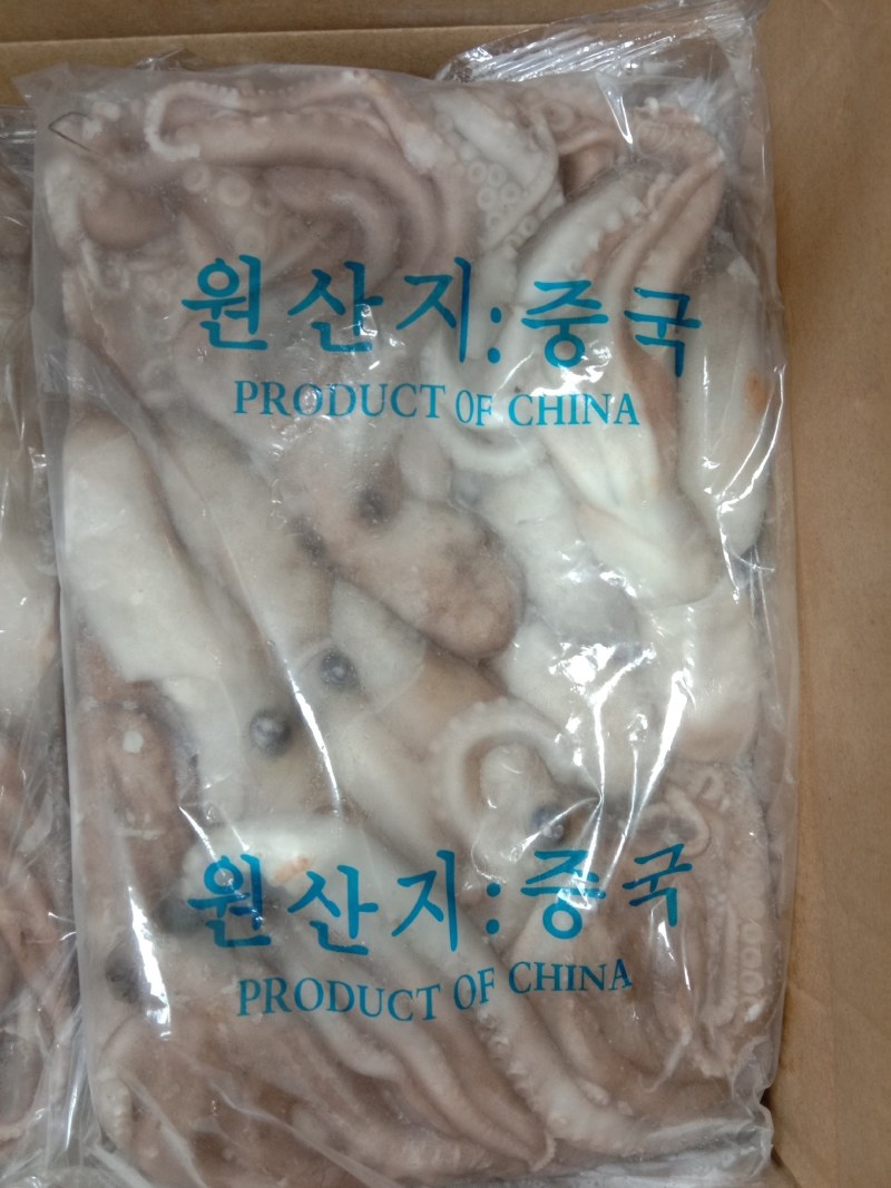 长章鱼质量好价格低，肉质劲道质量杠杠的滴，一手货源欢迎订