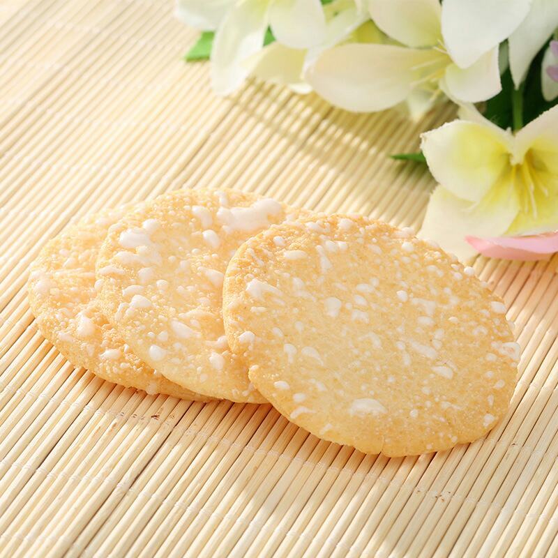 批发雪饼牛奶蜂蜜雪饼散装雪饼儿童休闲零食地摊跑江湖批发