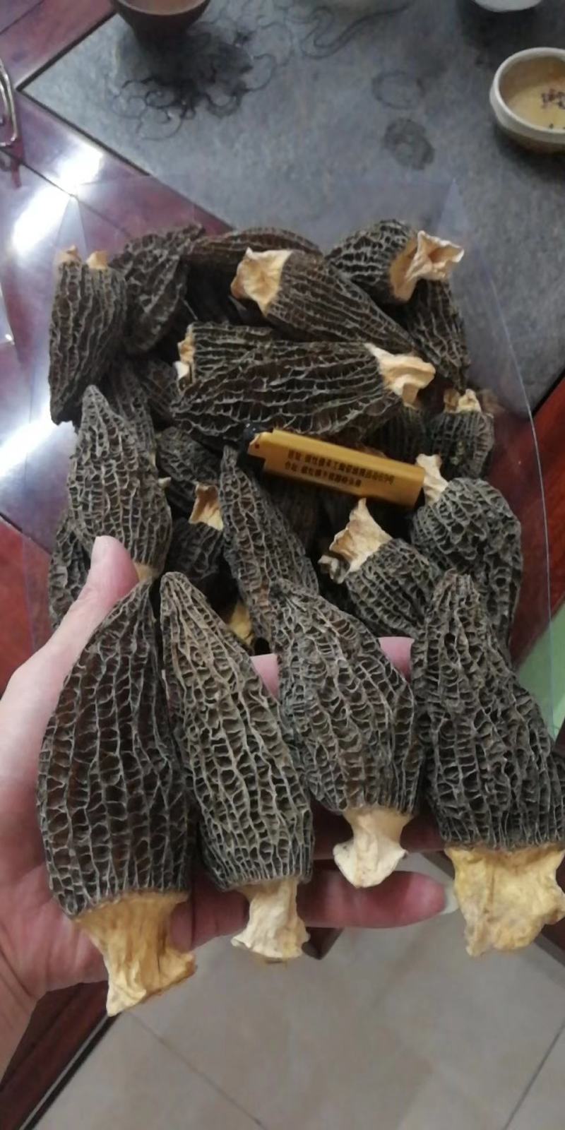 云南野生大红菇特级中菇小菇批发量大从优