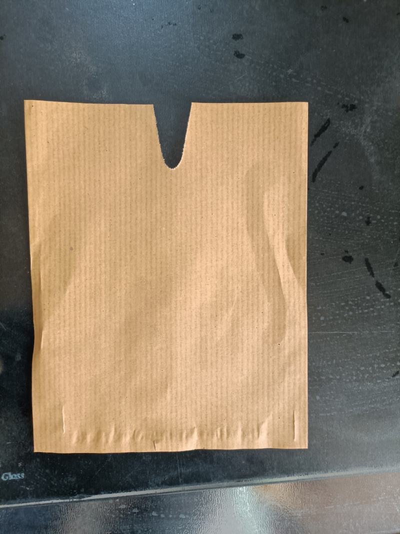 单层输水，红条纹，黄条纹猕猴桃，桃子套袋，质量保证