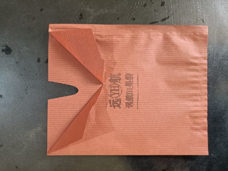 单层输水，红条纹，黄条纹猕猴桃，桃子套袋，质量保证