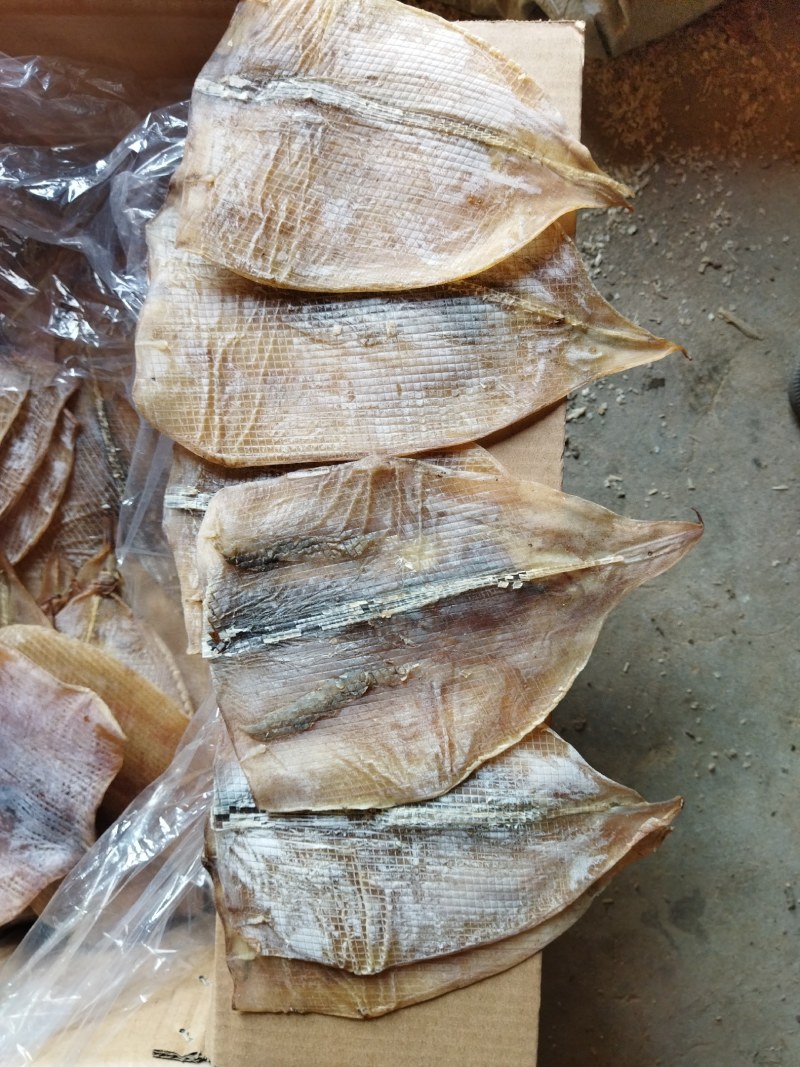 鱿鱼干纯肉淡干带头无头鱿鱼干