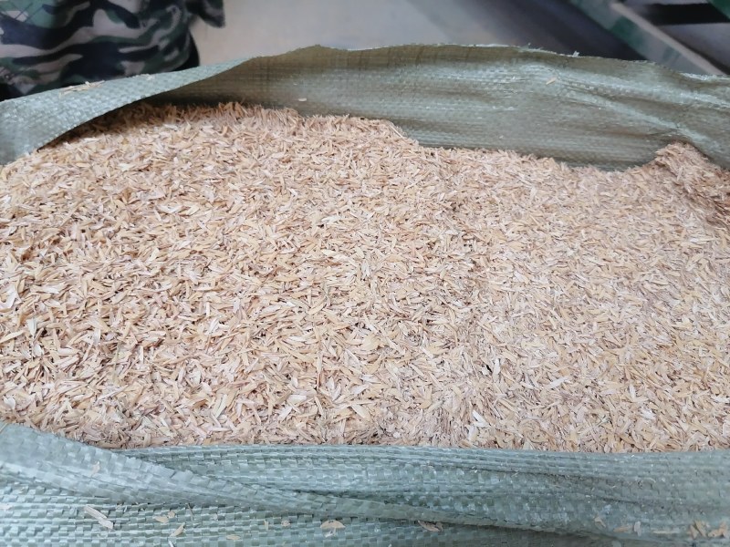 【稻壳】精品压缩谷壳适应于养殖、种植、加工长期供应