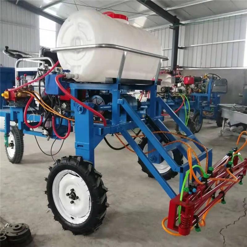 三轮柴油打药机自走式小麦喷雾机高杆农作物打药车