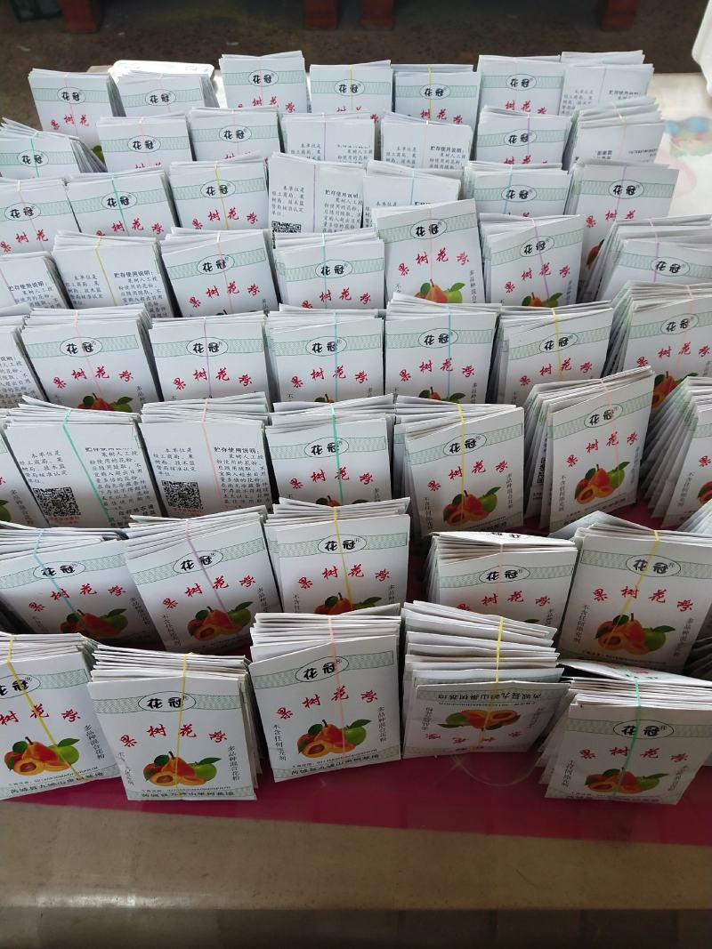 花粉桃树授粉用的野桃花粉