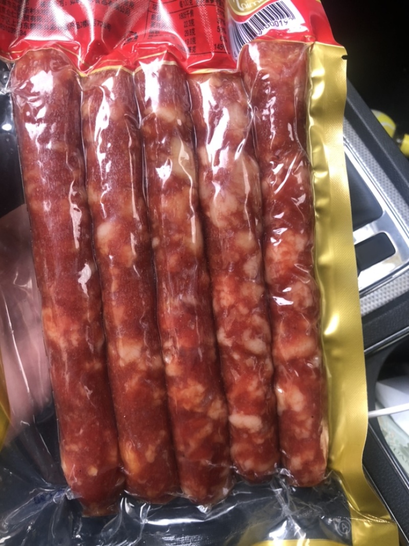 纯腿肉香肠500g每袋，每箱20袋。批发
