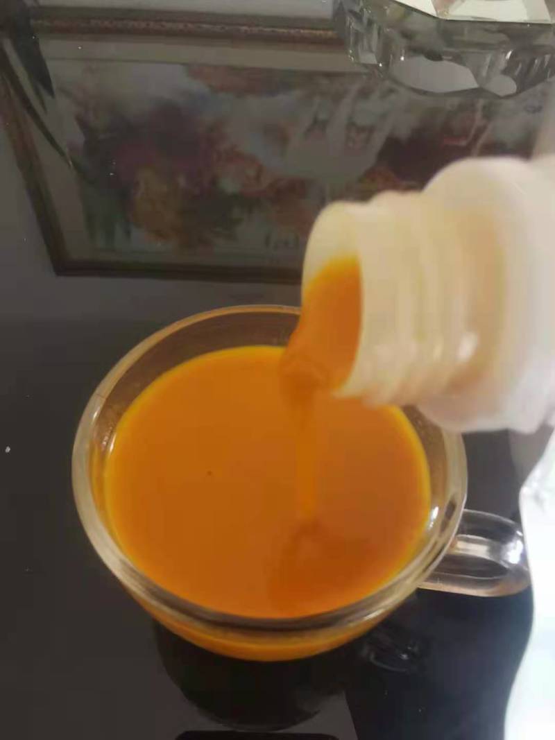 沙棘产品，野生小果沙棘原浆，沙棘果油。沙棘茶，各种沙棘苗