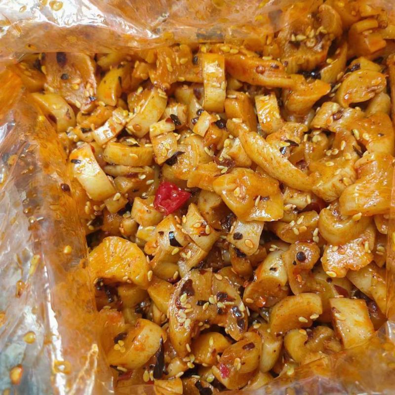 纯手工制作萝卜干麻辣味嘎嘣脆地摊热销产品