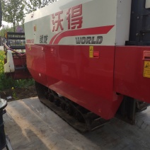 2020年沃得尊享版收割机112马力玉柴发动机
