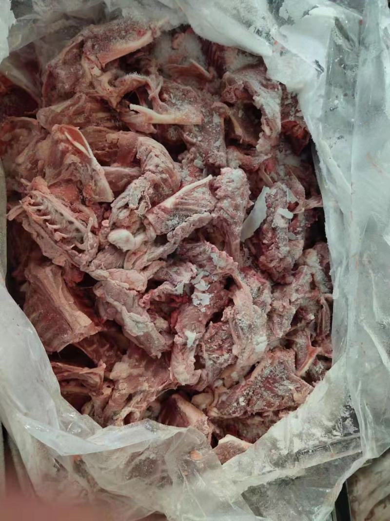 鸭半壳鸭分割适合价格厂，鸭壳饲料用品鸭架子