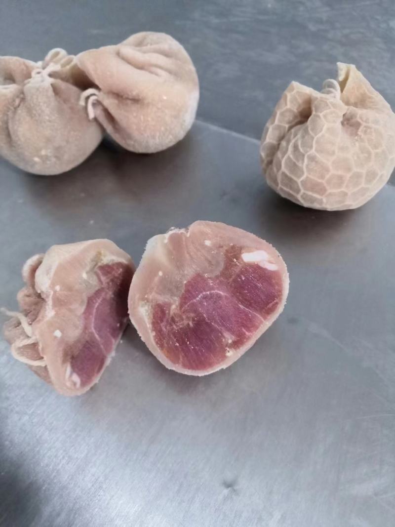 内蒙肚包肉，包脑，肉肠，血肠