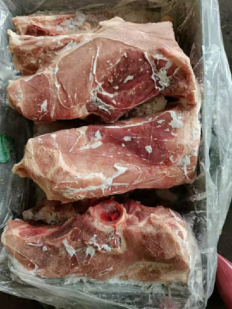 猪叉尾骨多肉骨头尾叉食堂餐厅熬汤大骨头筒骨棒骨尾骨
