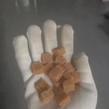 梨膏糖散装颗粒。板块。独立带包装一首货源地摊展会一手货