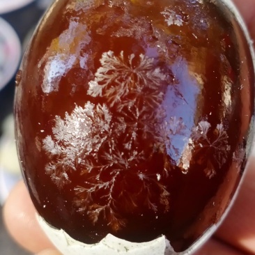 早市大集地摊松花蛋质量很好有想法的可以试试小生意赚大钱