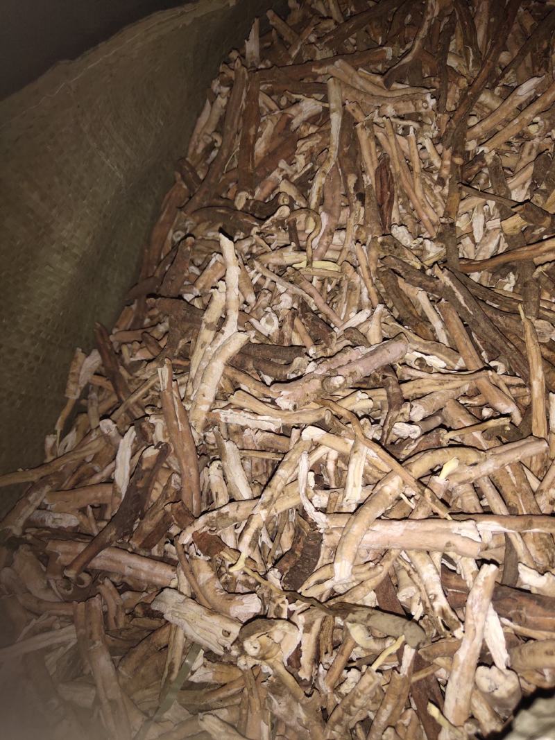 牡丹皮，商洛粉丹皮，选条，切片，药厂投料无硫粉丹皮