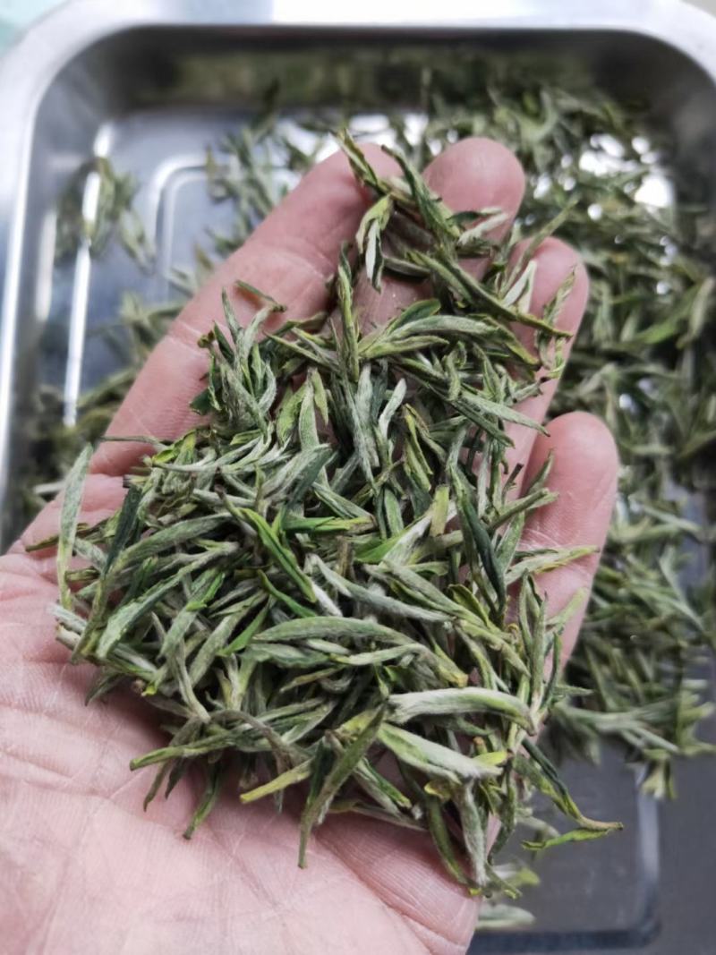 江山高山茶叶，各个档次都有，龙井，毛峰，绿牡丹，白茶