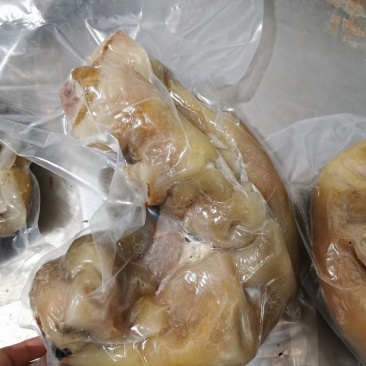 去骨熟牛蹄满满都是胶原蛋白，独立包装一件50斤
