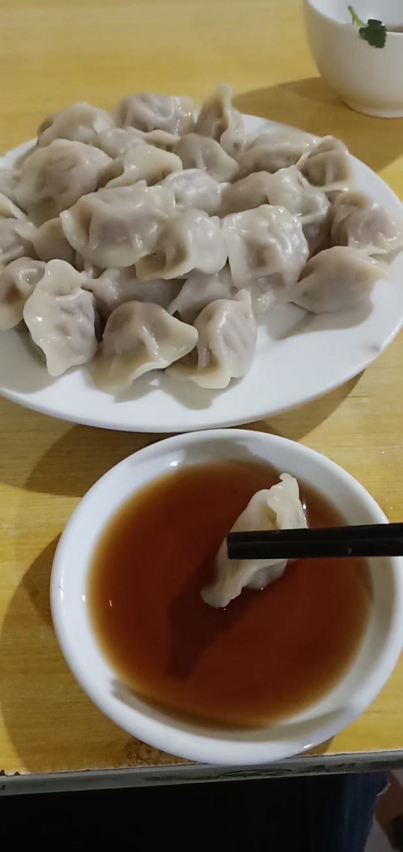水饺，晶莹剔透非常好吃牛肉馅的