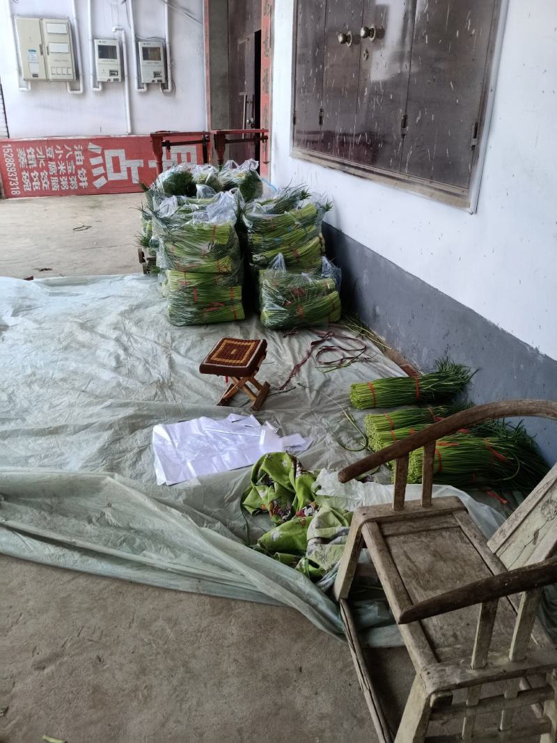 葱蒜类蒜薹大量上市中，货量每天增加中，需求的联系