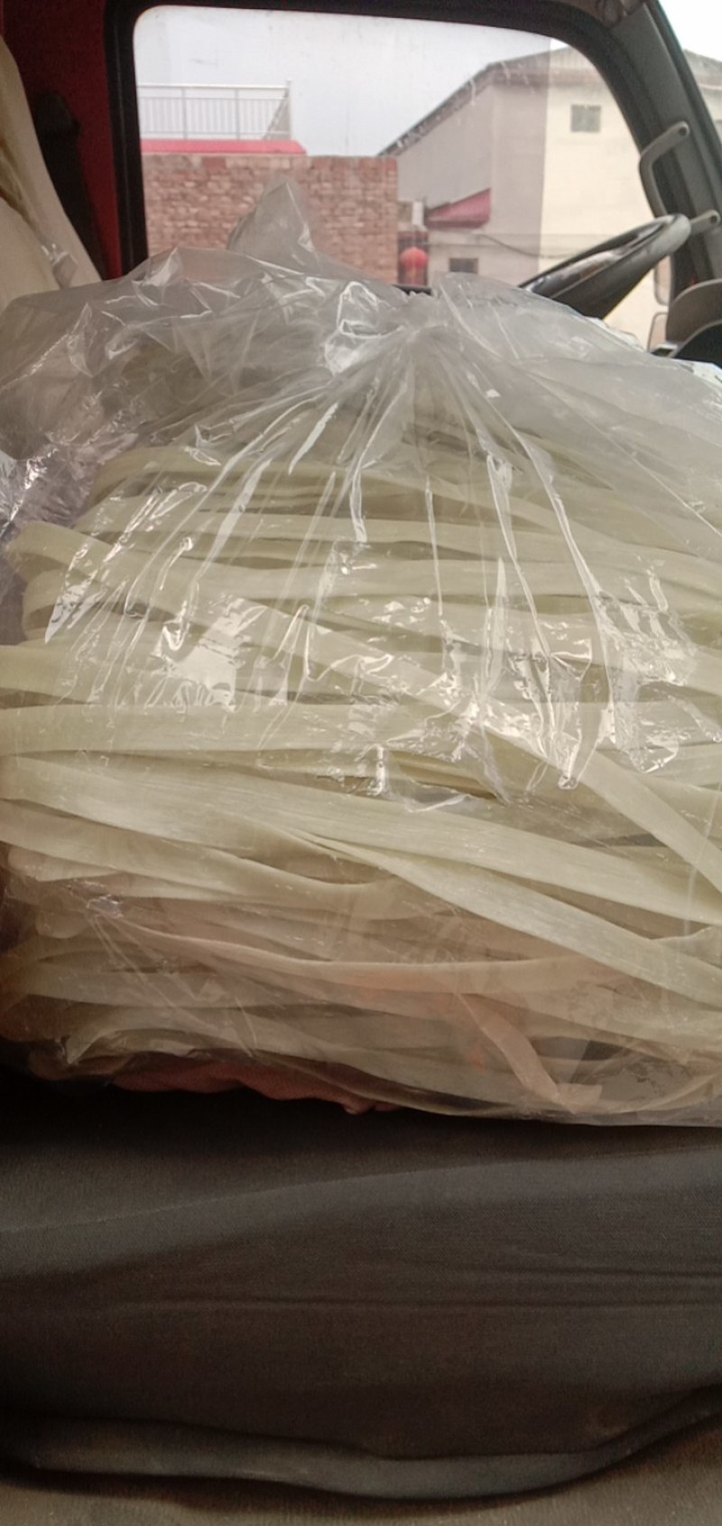 河北省邢台粉条，红薯粉条，欢迎全国采购商店订购。
