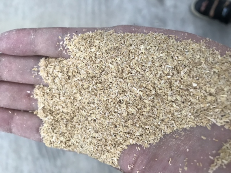 1.2统糠稻壳粉统糠规格适用猪鸡鸭牛饲料土壤培育等