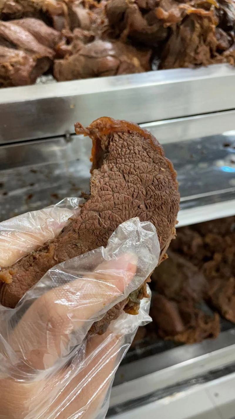 酱牛肉酱牛腩厂家直销酱牛肉真空包装酱香牛腩