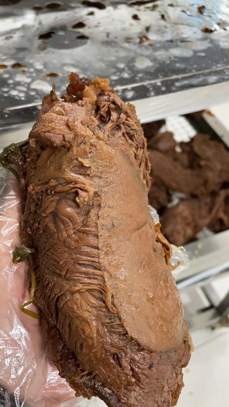 酱牛肉酱牛腩厂家直销酱牛肉真空包装酱香牛腩