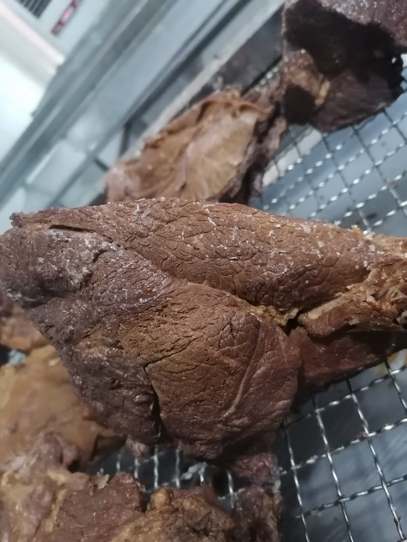 酱牛肉酱牛腩厂家直销酱牛肉真空包装酱香牛腩
