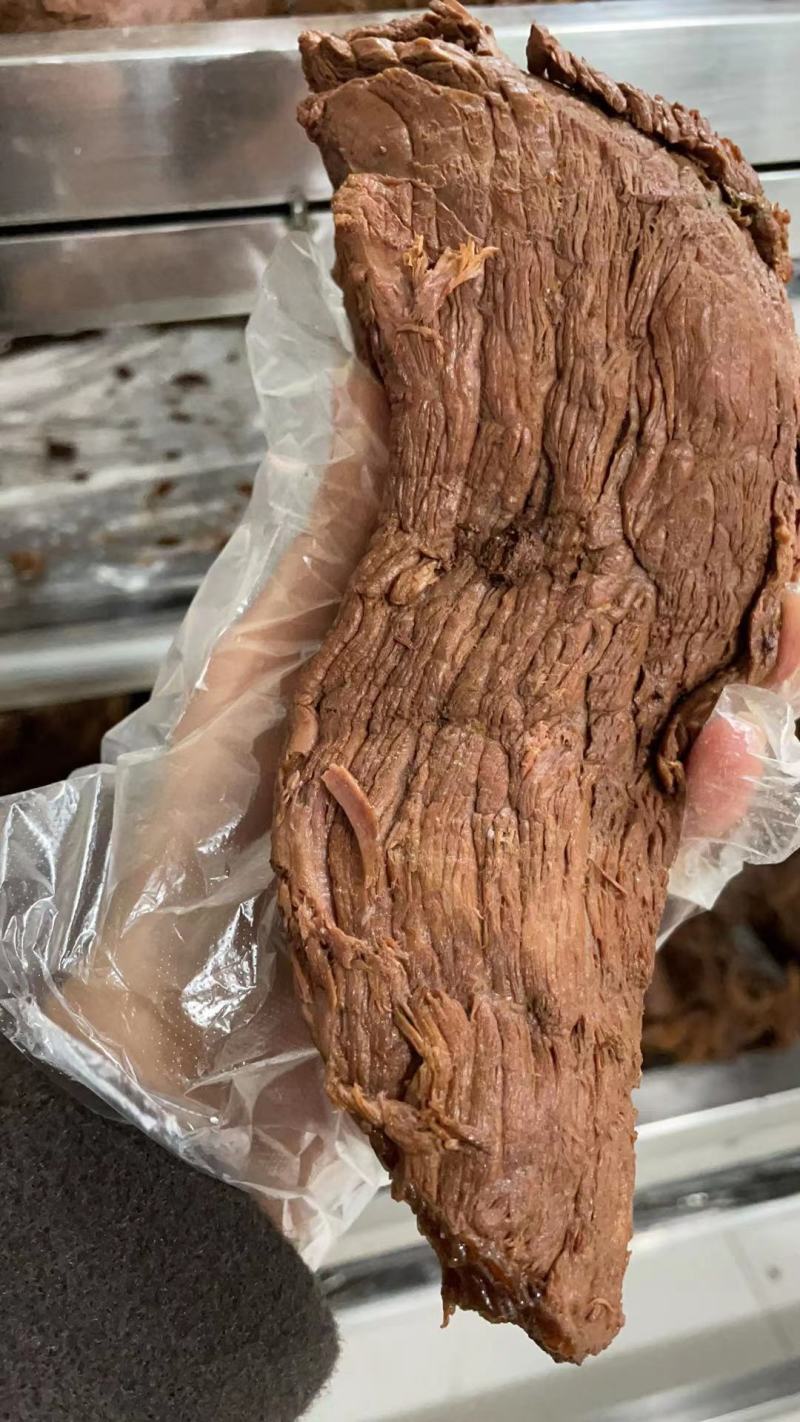 酱牛肉酱牛腩厂家直销酱牛肉真空包装酱香牛腩