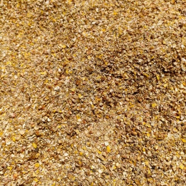 常年大量供应碎玉米碎小麦各种下脚料适合鸡鸭牛羊鹅养殖