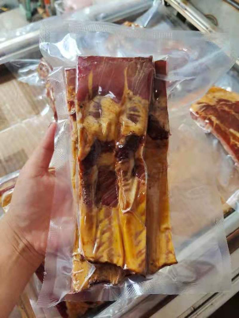 禽畜初加工品，手工腌腊食品金品青猪腊排骨