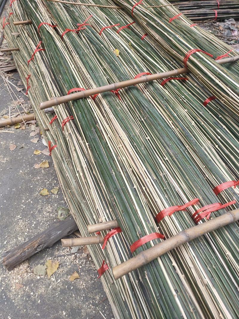 烤直竹竿竹片竹条，绿化支撑竹竿，花圈竹条。