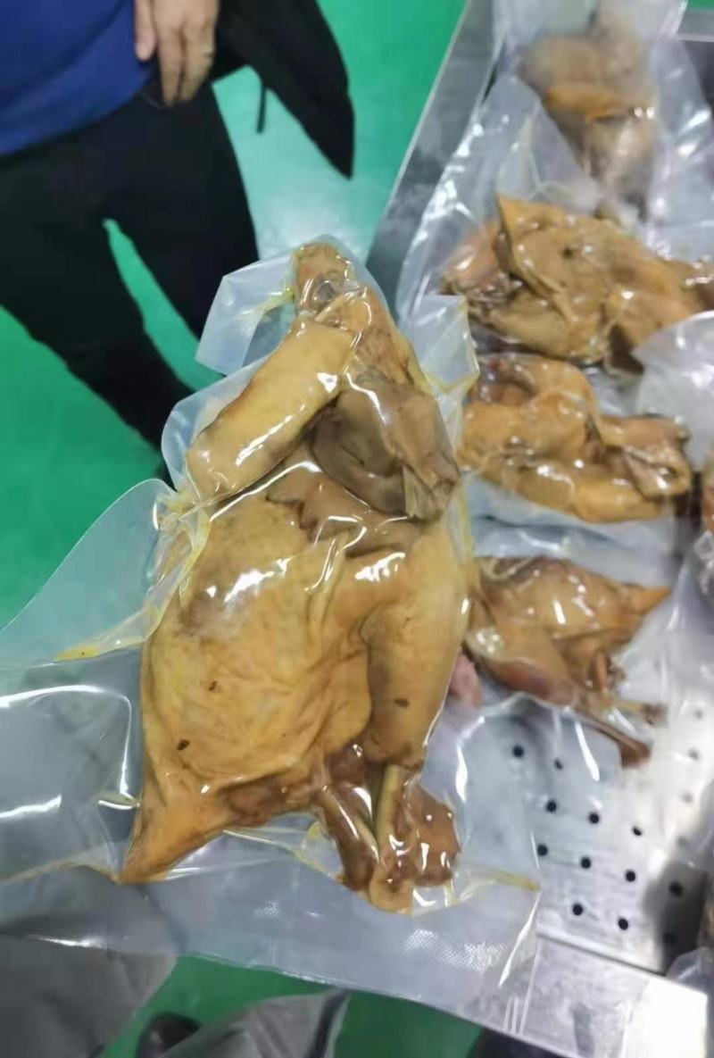 麻椒鸡，手撕即食，简单方便，味道好，适合各种婚宴餐饮店等